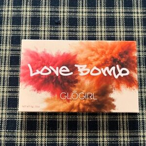 Glo Girl Love Bomb Eye Shadow Palette